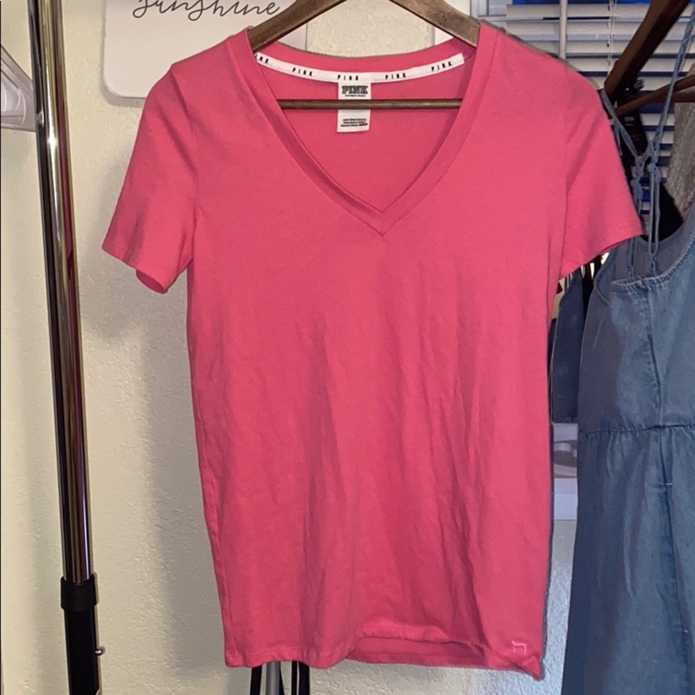 PINK tee